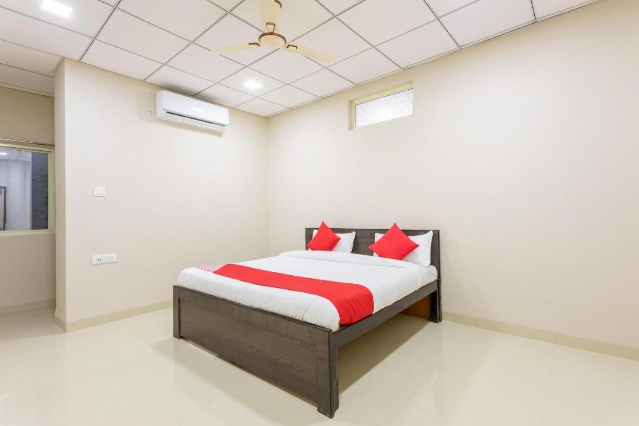 Jagtara Residency Hotel Indore Exterior photo
